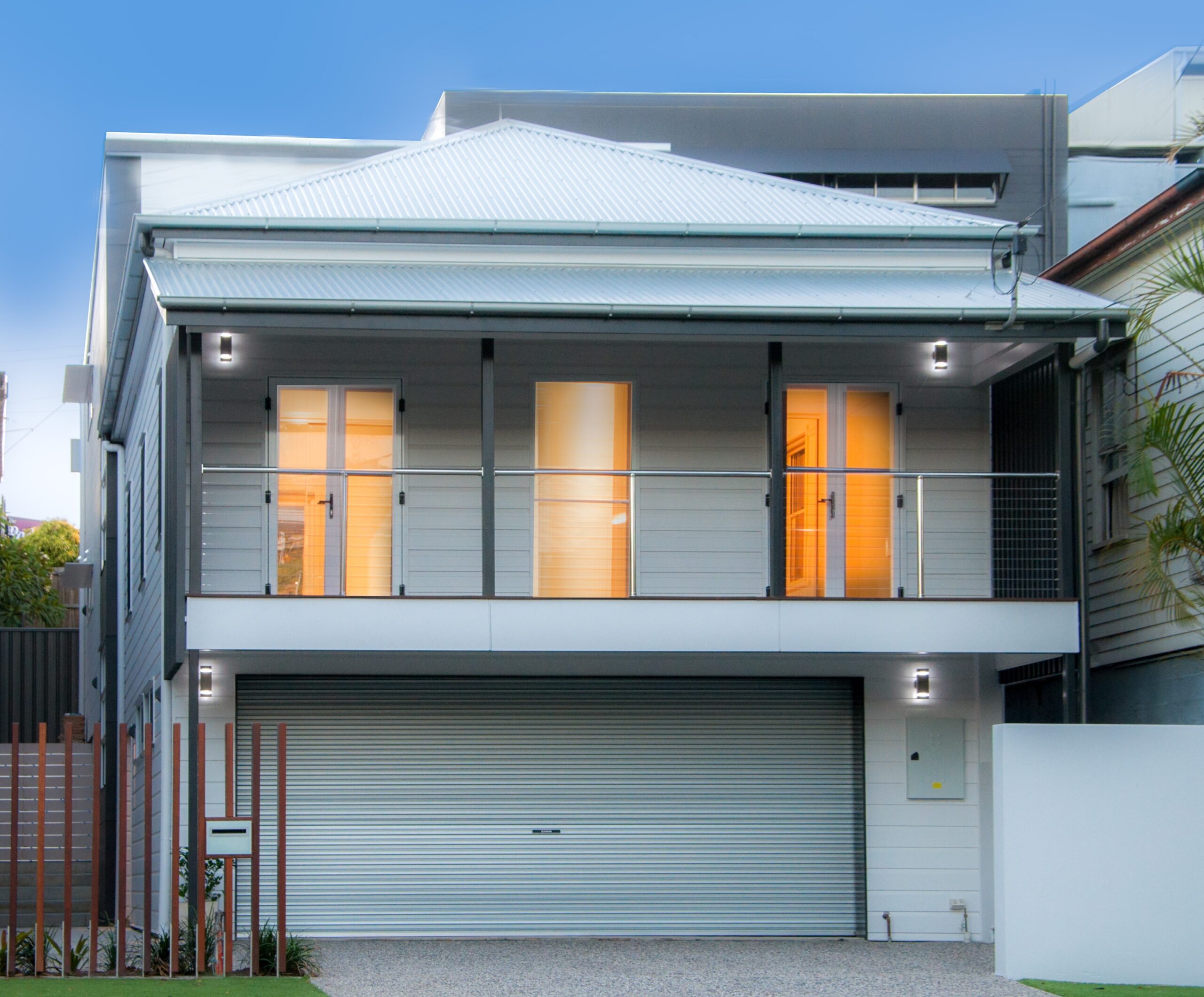 Website photo front house adjusted